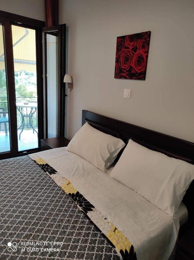 Appartement Tsanis à Parga Extérieur photo