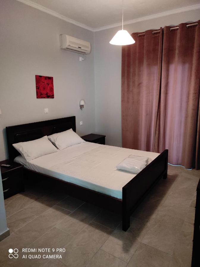 Appartement Tsanis à Parga Extérieur photo