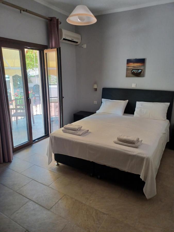 Appartement Tsanis à Parga Extérieur photo