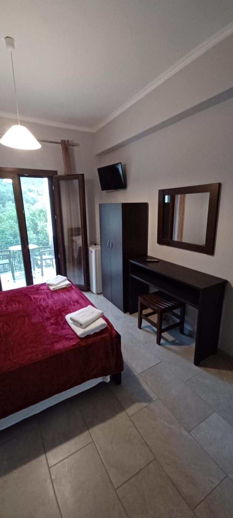 Appartement Tsanis à Parga Chambre photo