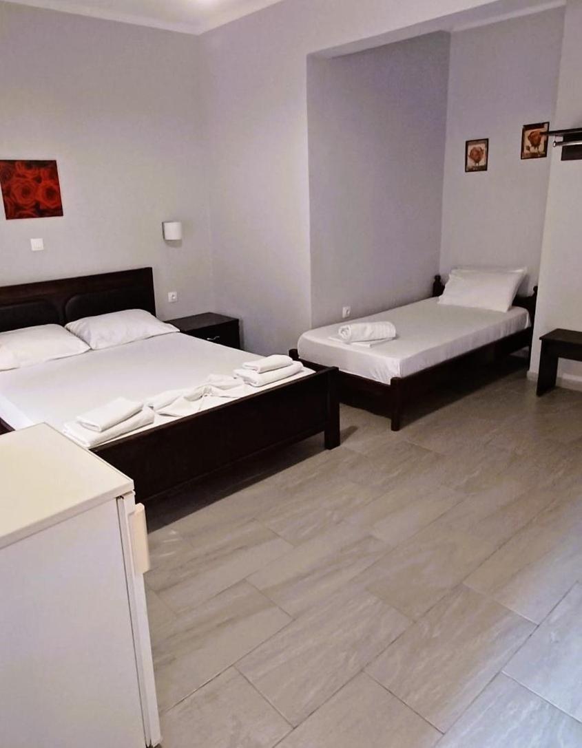 Appartement Tsanis à Parga Extérieur photo